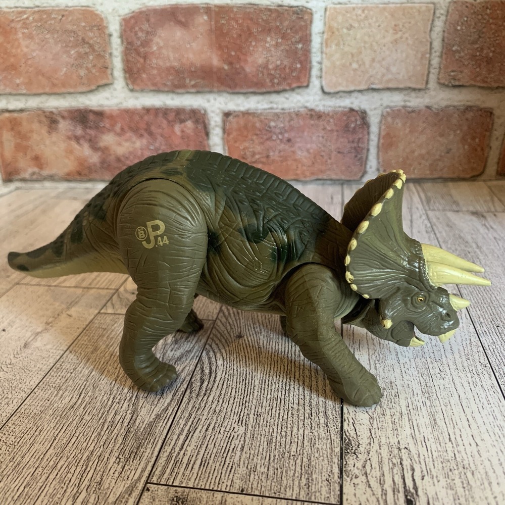 Jurassic Park The Lost World Triceratops JP44 Site B Dinosaur Hasbro 1997